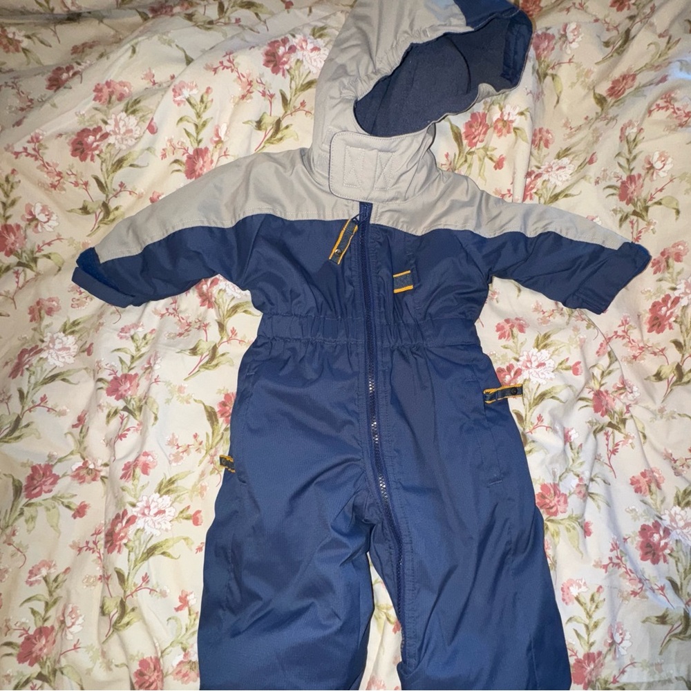 REI one pice snow suit for baby! Growth tuck feature!